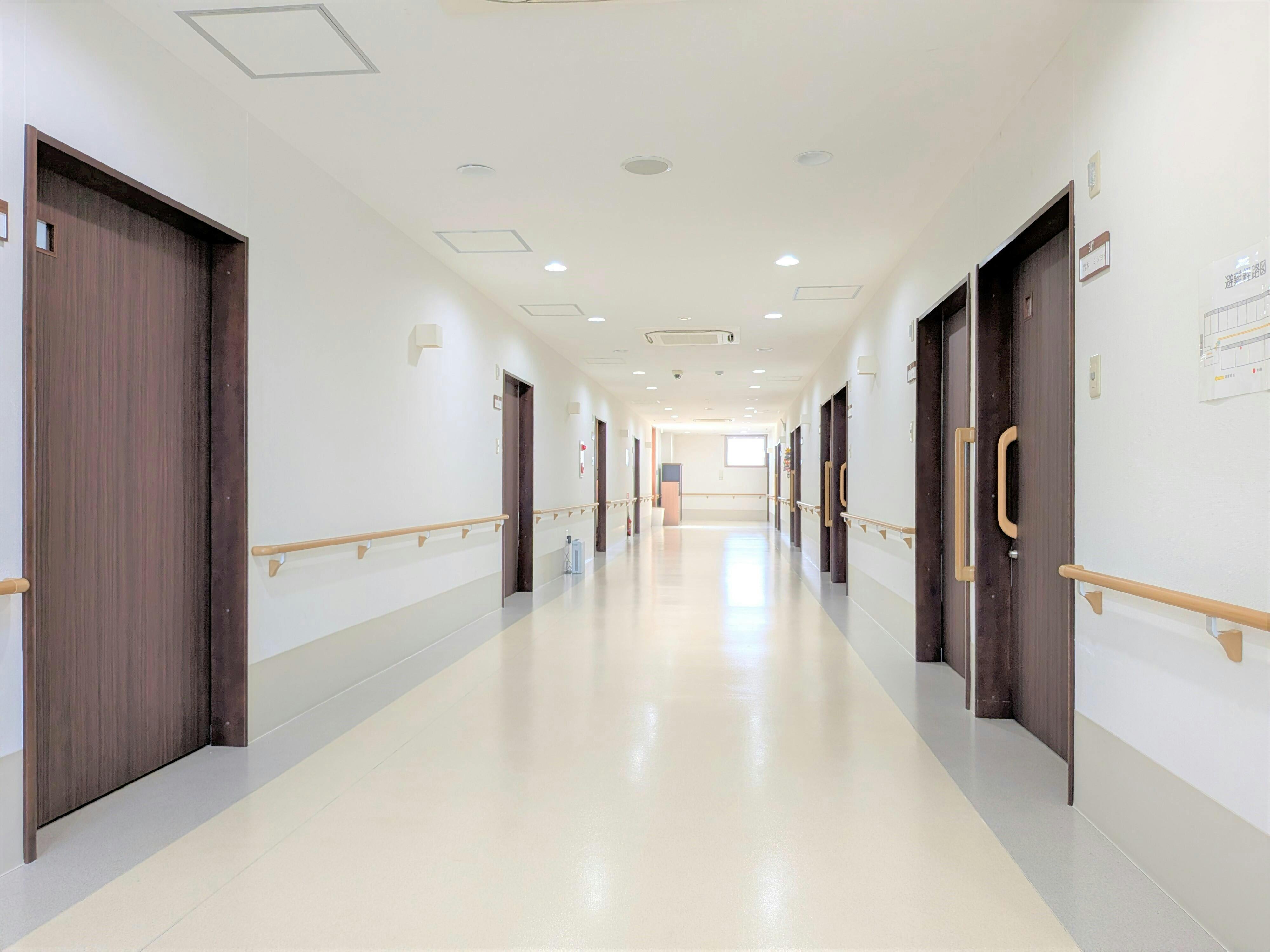 ライフパートナー戸坂 廊下