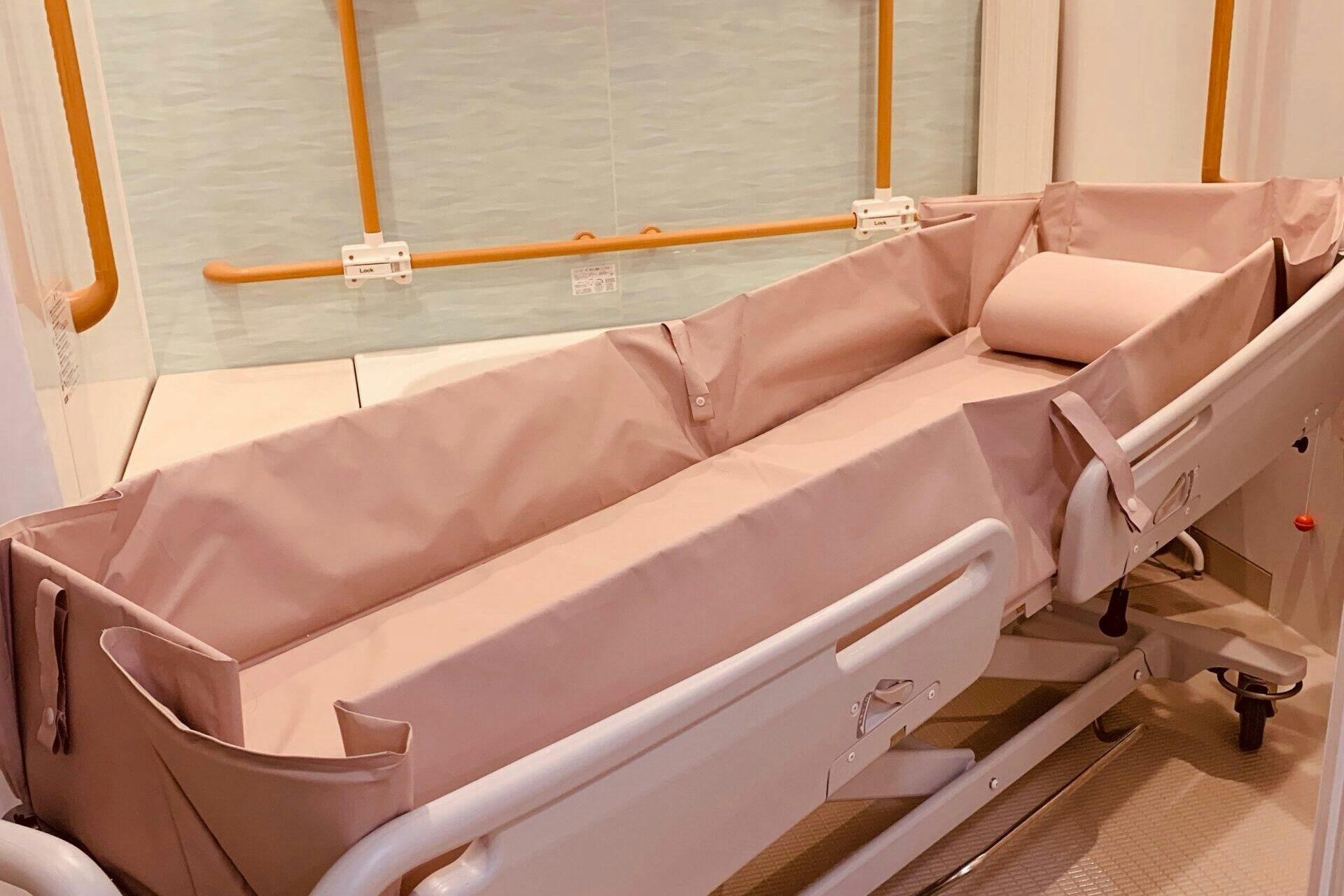 パスエル平野 ストレッチャー浴