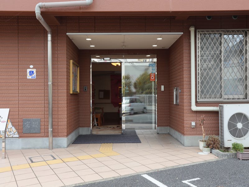 介護付有料老人ホームプレザンメゾン箕面 玄関