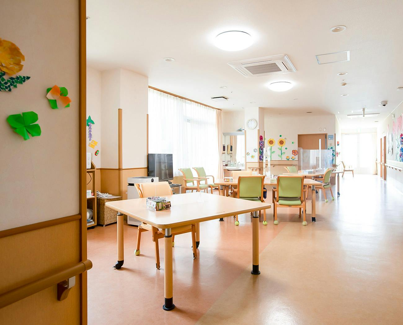 ケアハウス エバーグリーンみずほの 食堂