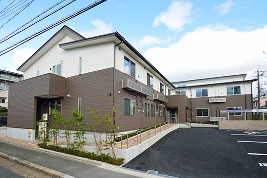 エイジフリーハウス京都花園 外観