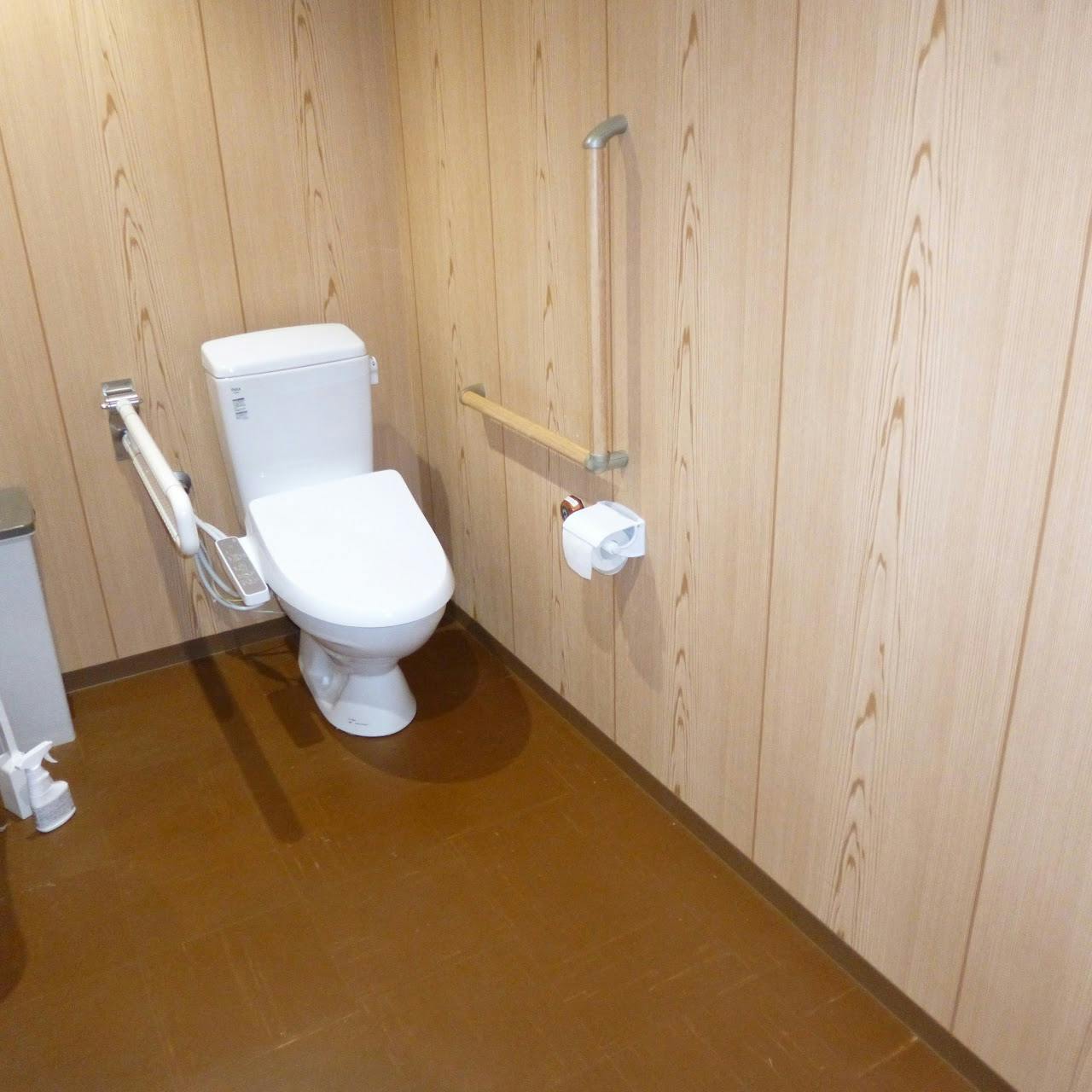 老人ホームパタカラ陽光台 共用トイレ
