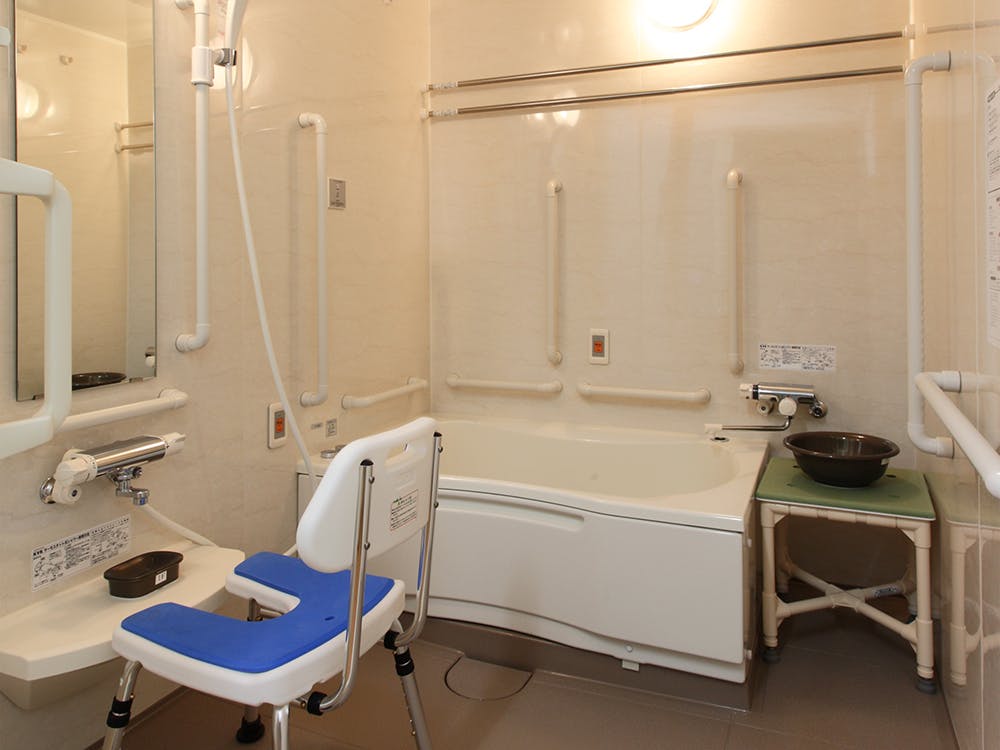 チャームスイート京都桂川 浴室