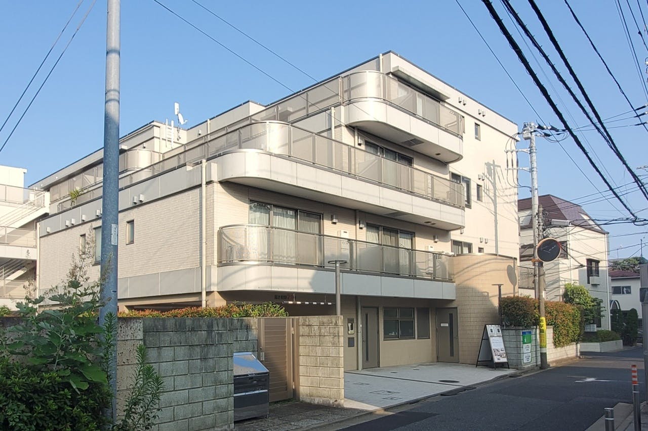 エイジフリーハウス南烏山プレミア 外観
