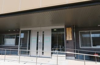 サービス付き高齢者向け住宅むべの里東芝中 玄関