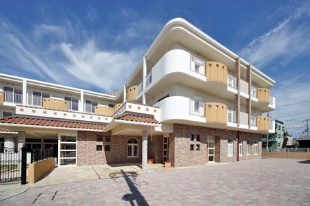 有料老人ホーム朋央 外観