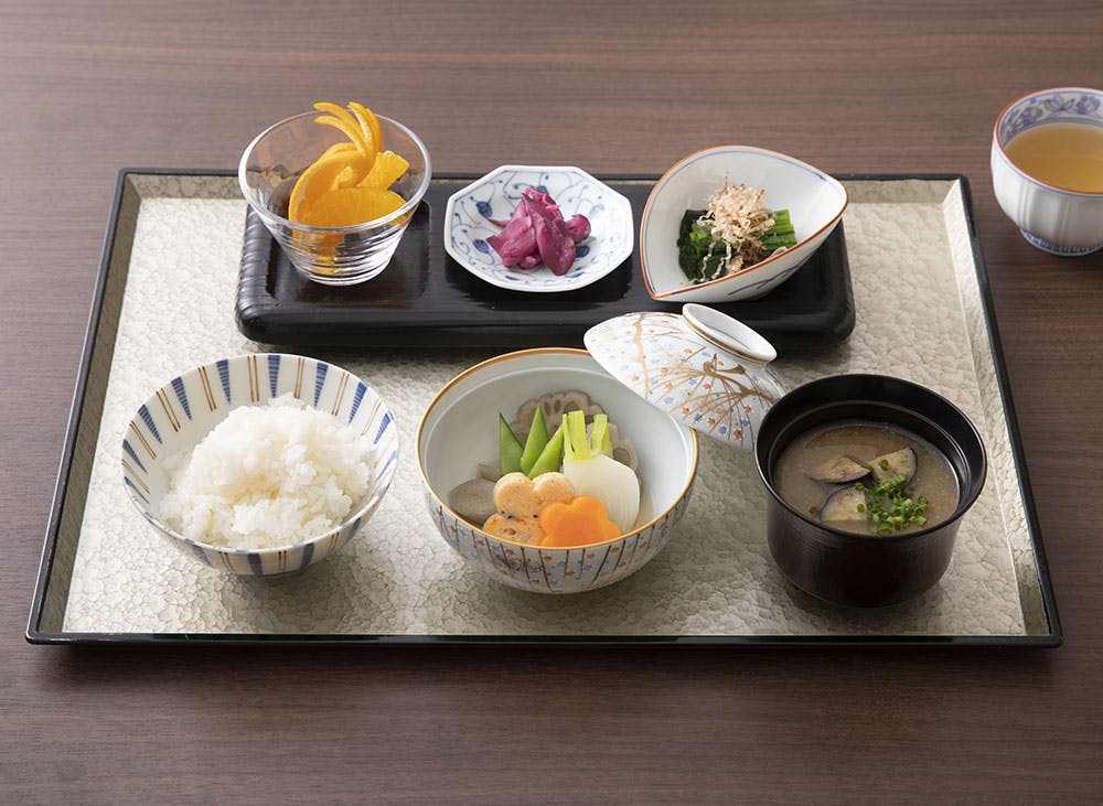 交欒 葉山一色 朝食