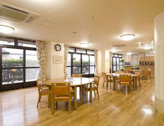 ライフコミューンいずみ中央 食堂兼機能訓練室