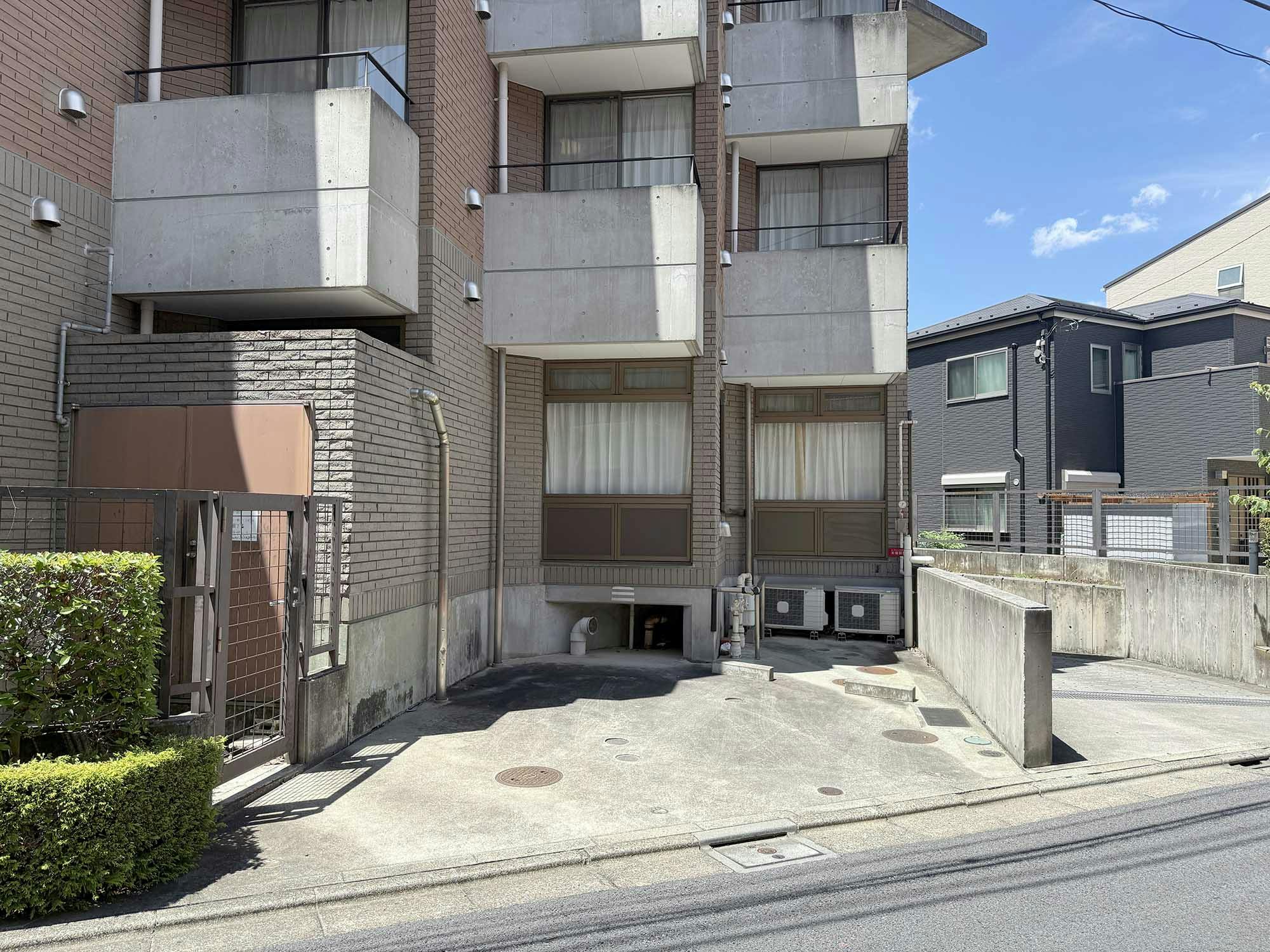 ライフステージ阿佐ヶ谷 駐車場