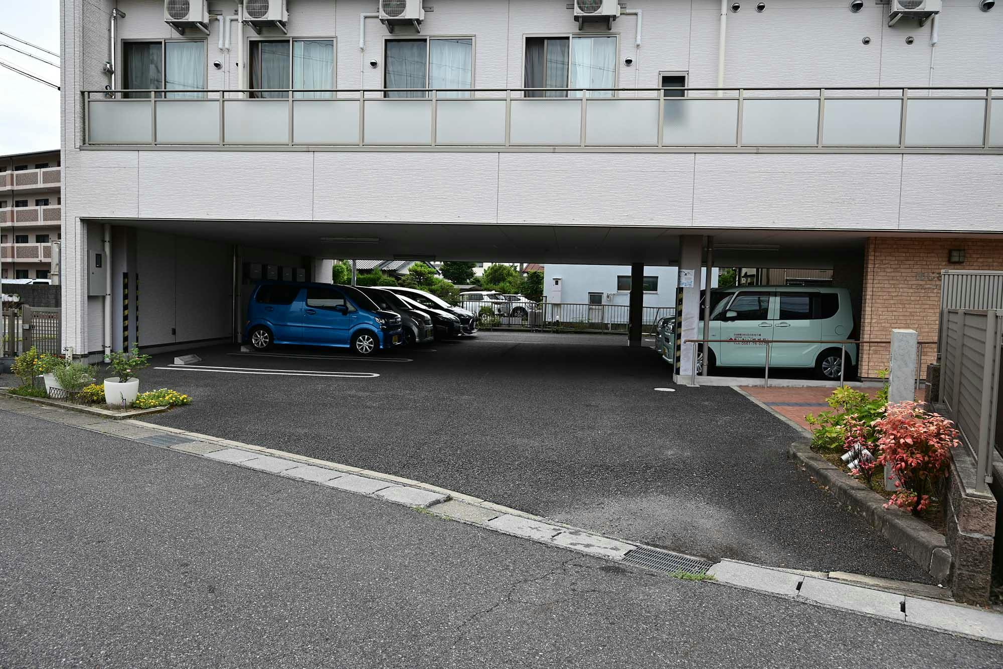 グループホームあじさい旭城前 駐車場
