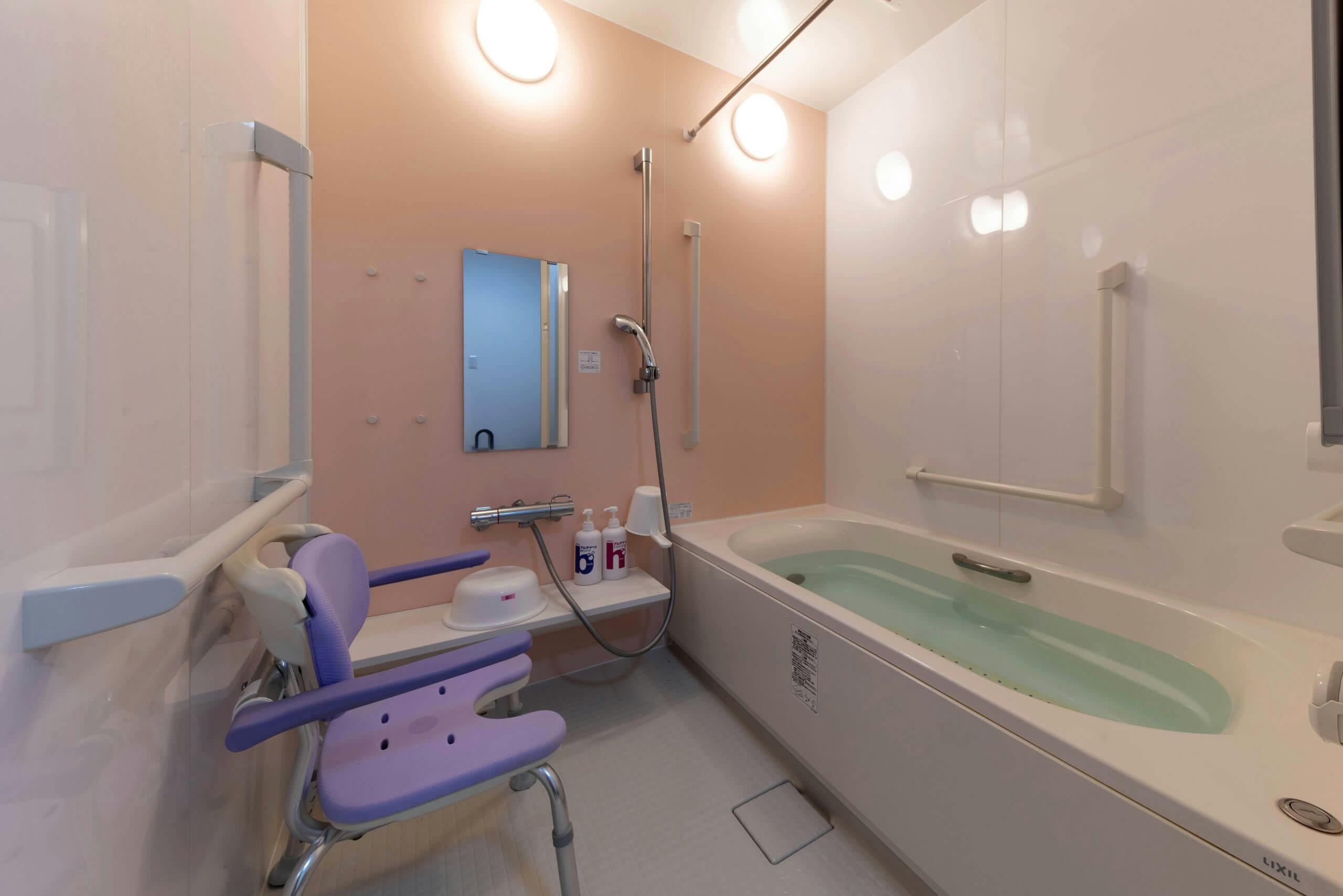 グループホームサライあま 浴室