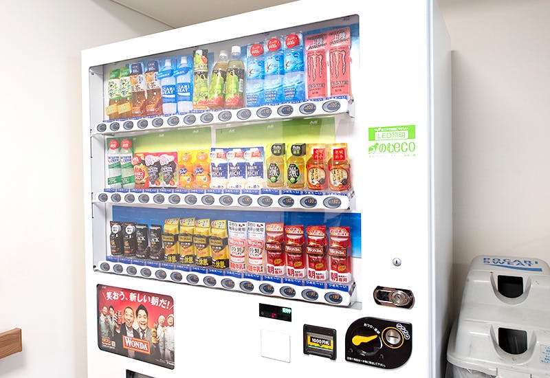 ミサトピアロピテル一日市場 自動販売機