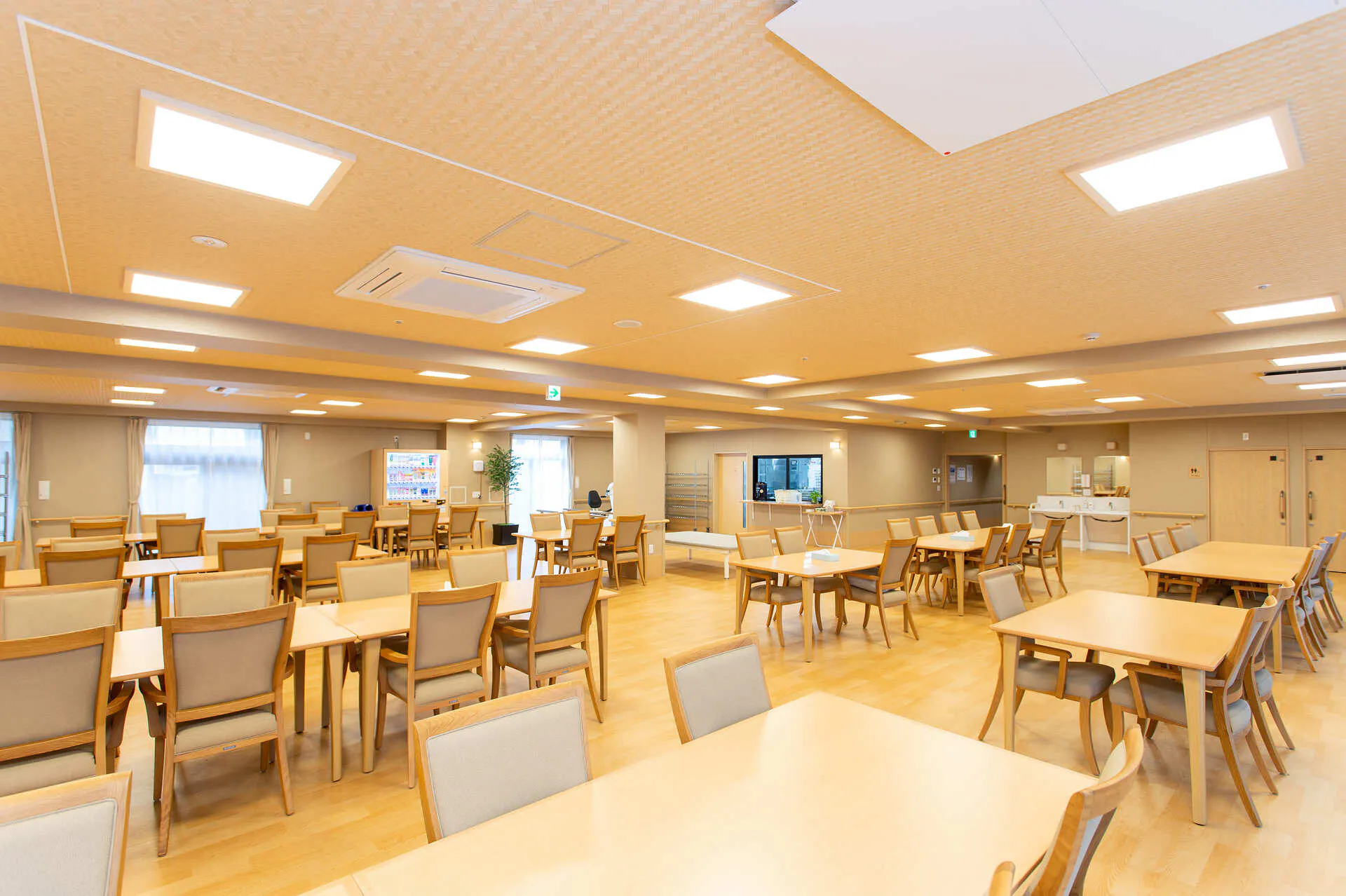 ライブラリ松戸上本郷 食堂