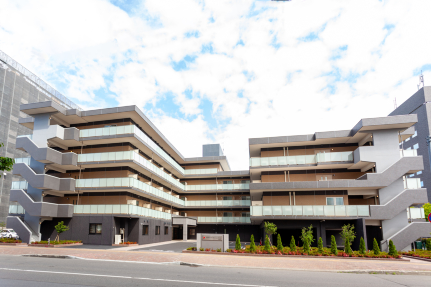 SOMPOケア ラヴィーレレジデンス札幌桑園駅前 外観