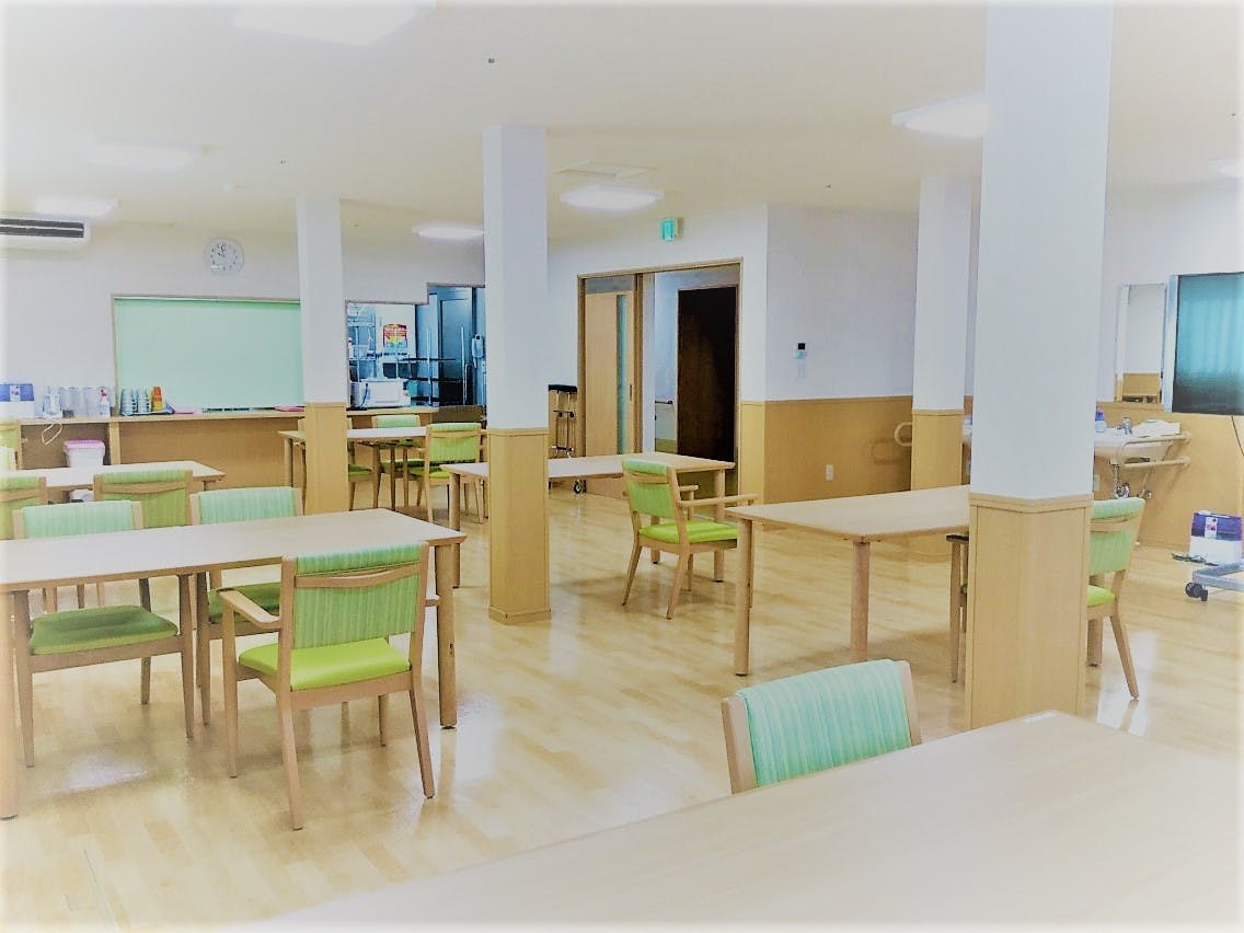 そうごうケアホーム畷学園前 食堂