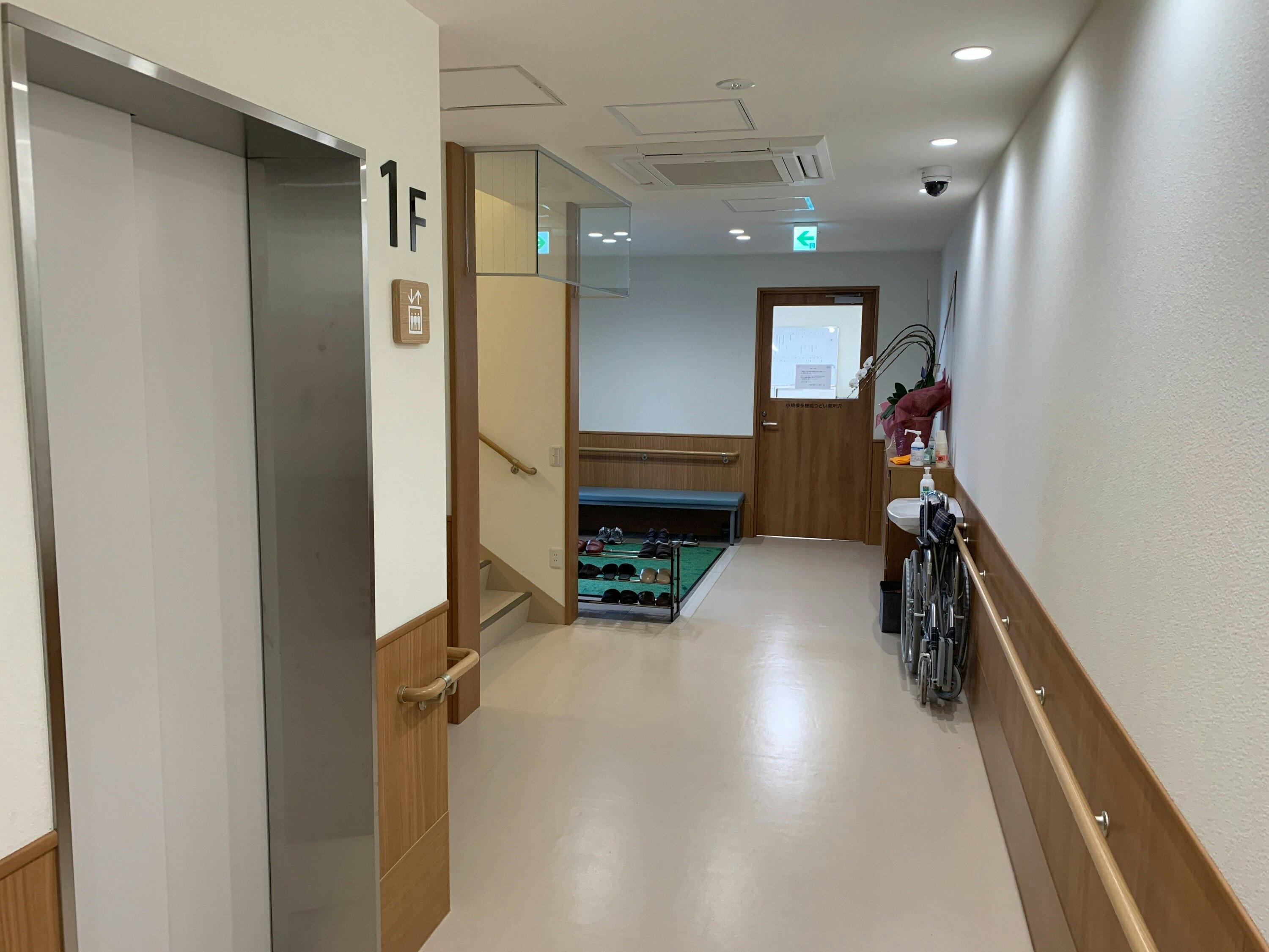 グループホームつどい東所沢家 エレベーターホール