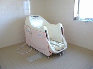 シニアライフパレス潮芦屋 機械浴
