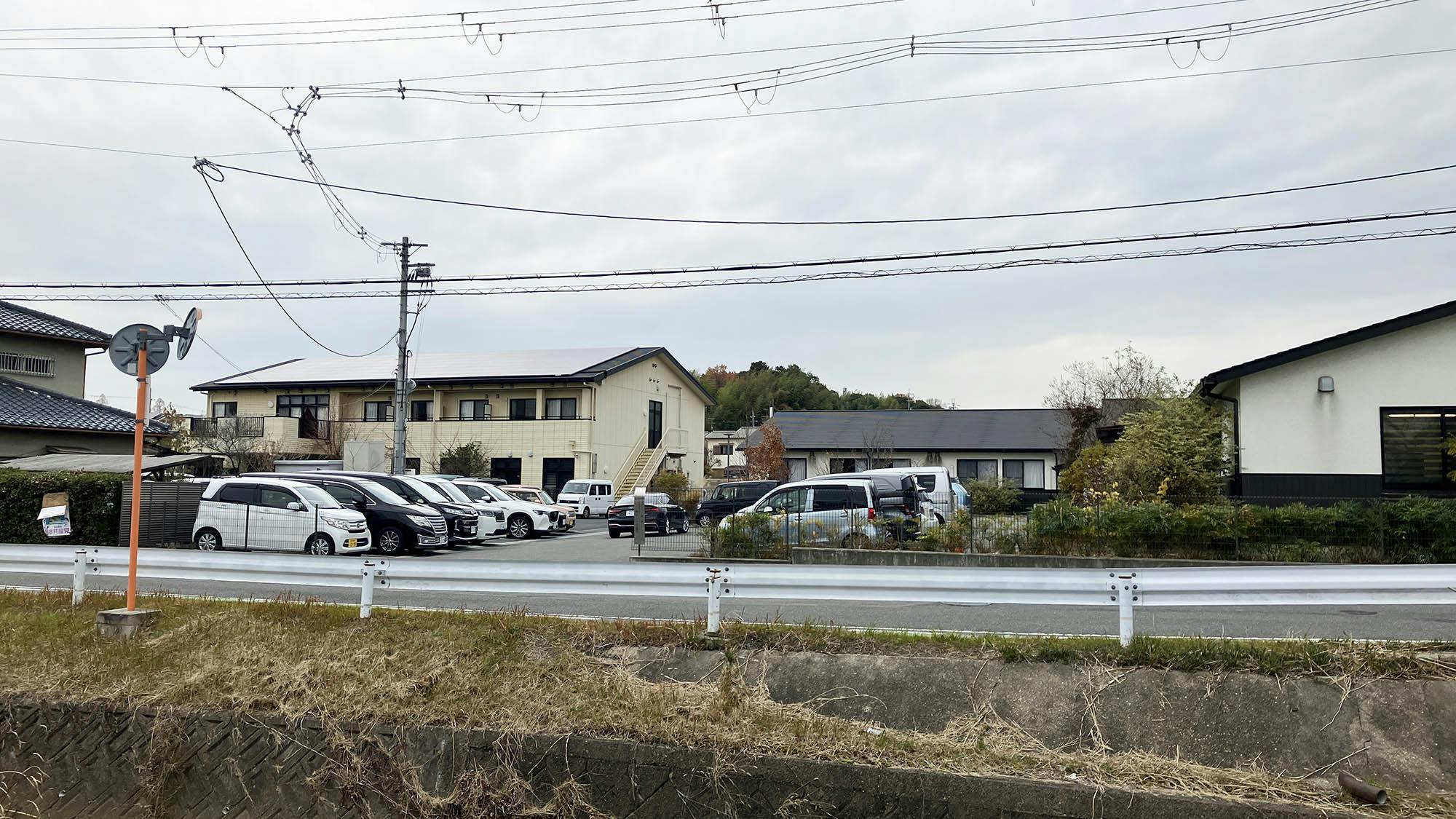 住宅型有料老人ホームあんしん学園前 駐車場