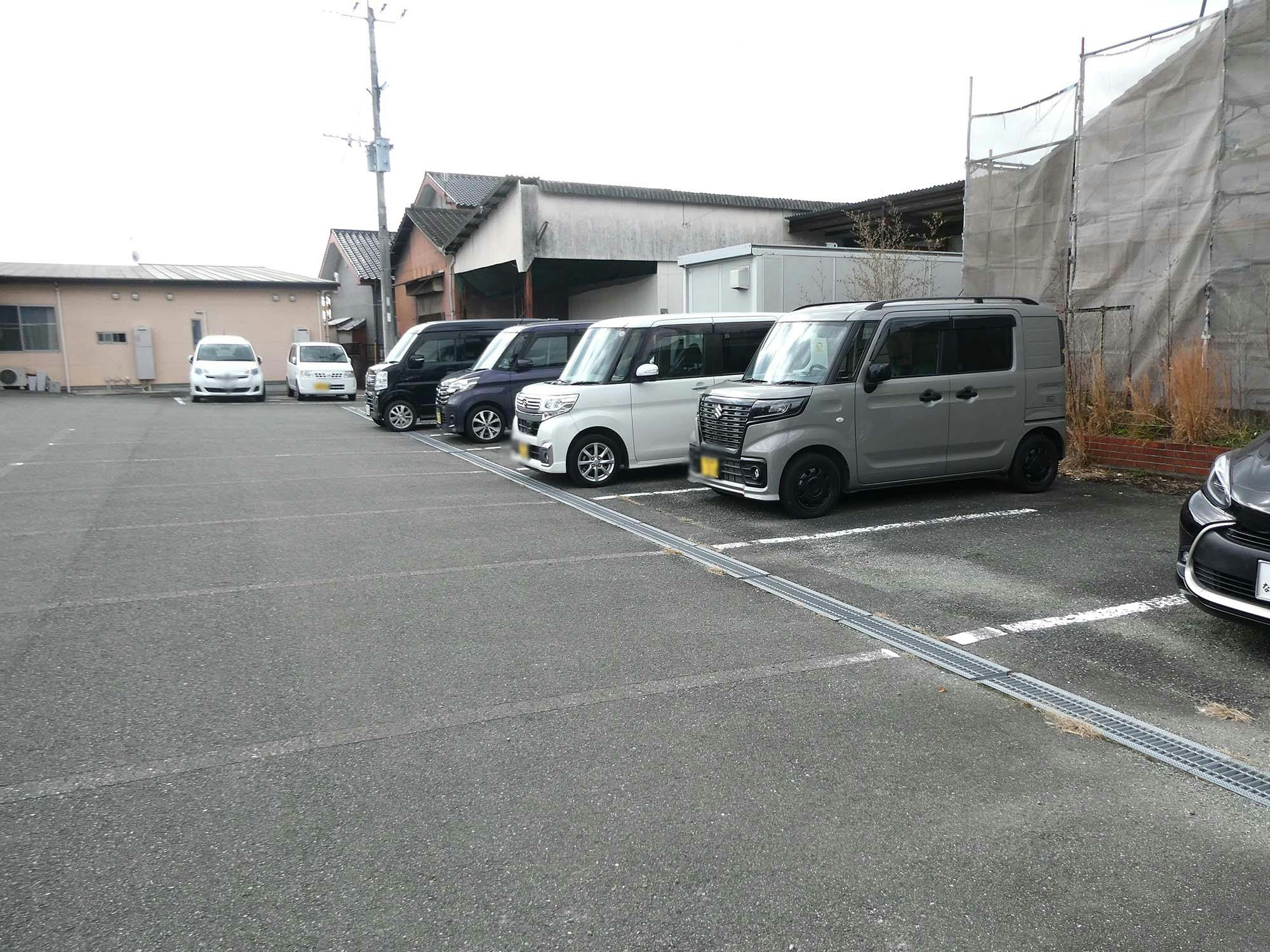 サンホーム柳川 駐車場