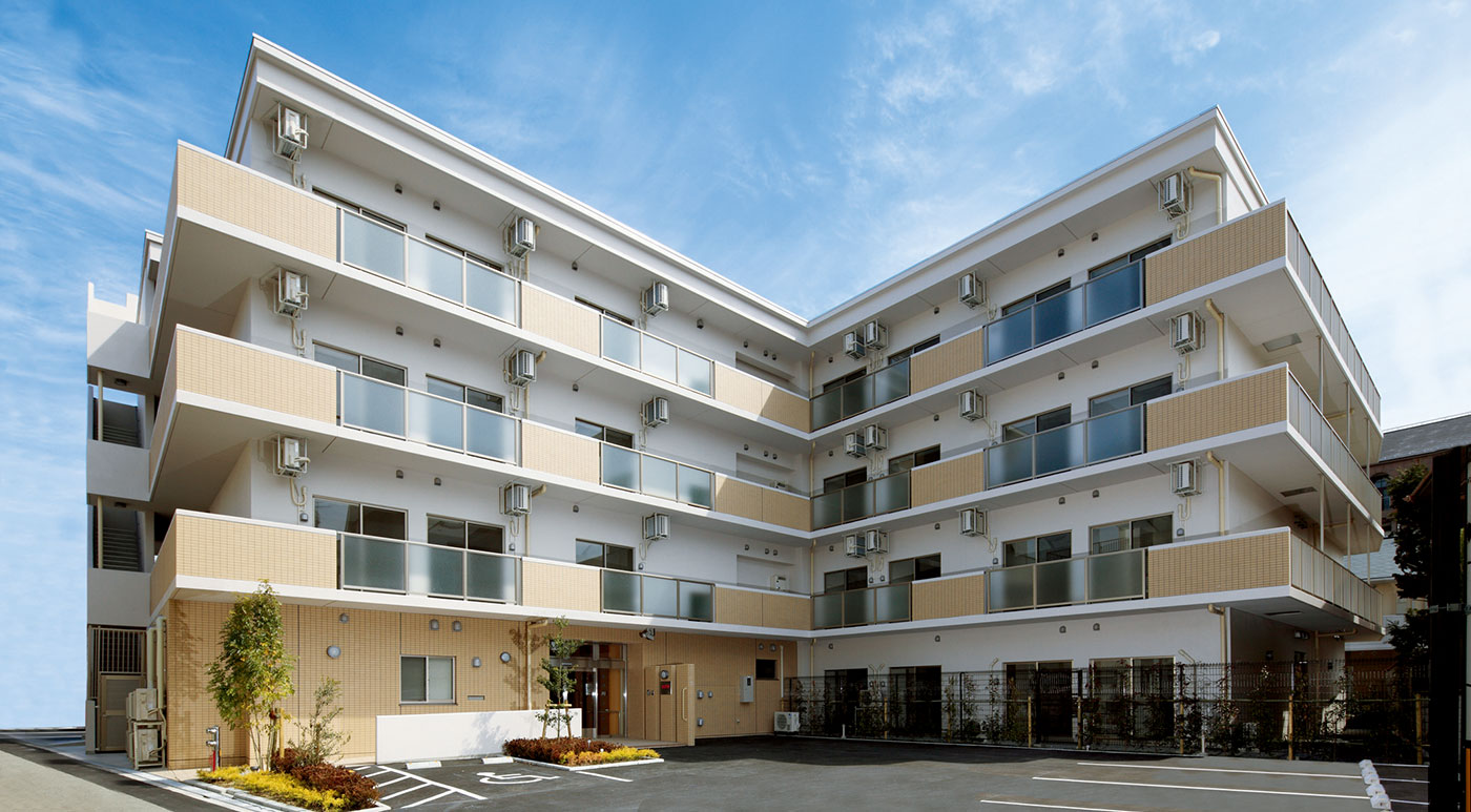 メディカルホームまどか天王寺 外観