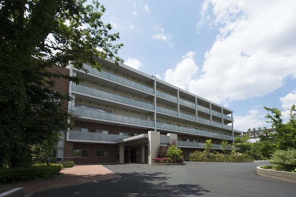 ニチイホーム昭島 昭和の森 外観