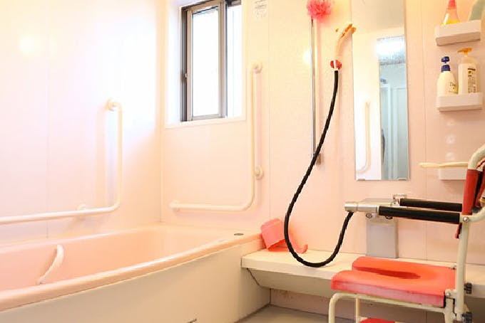 グループホームこもれび家族・国分寺 浴室