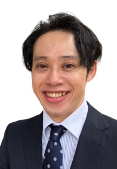 そんぽの家 浜松高丘 ホーム長伊藤　佳孝