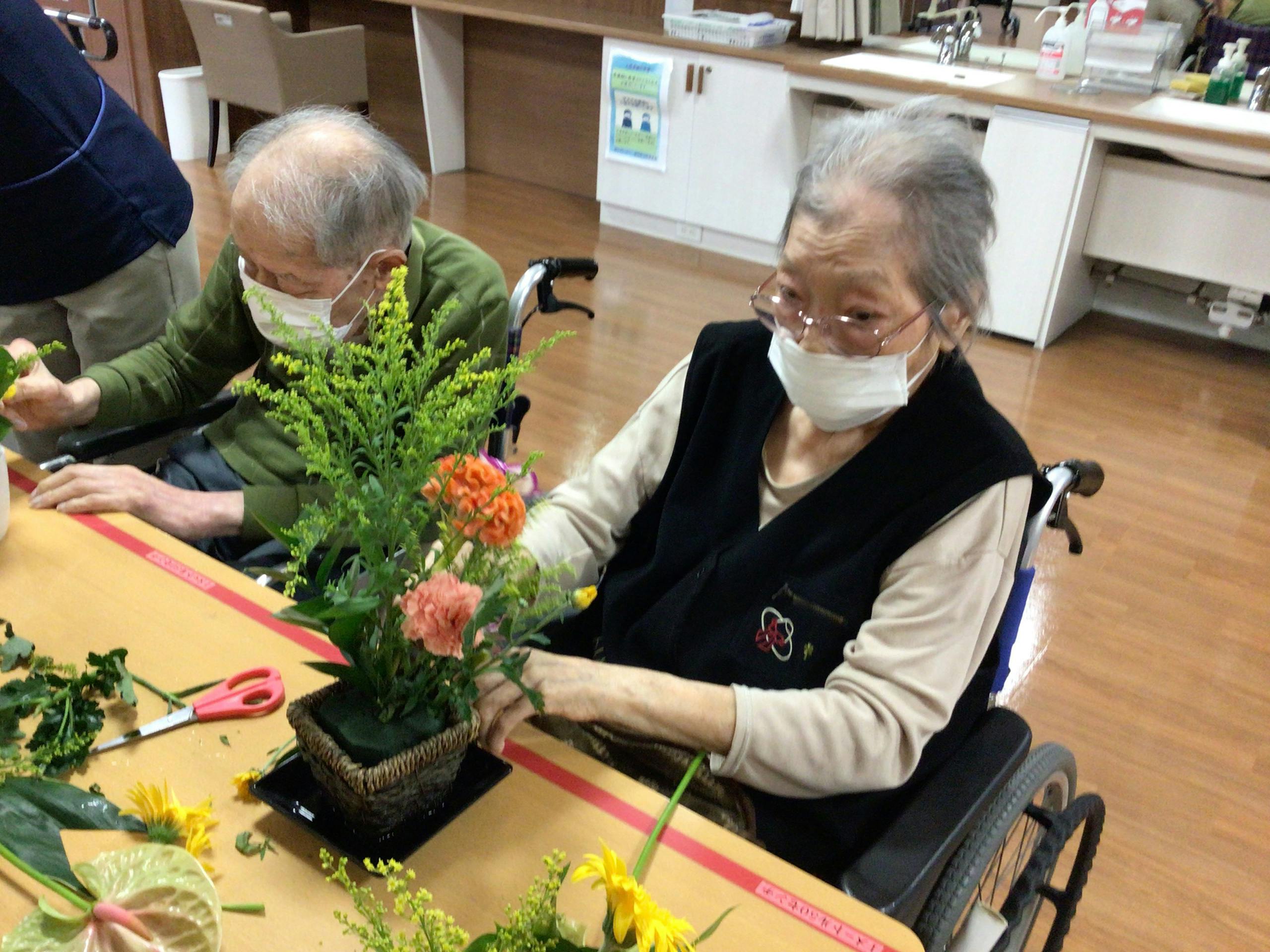 蒲生めいせい フラワーアレンジメント