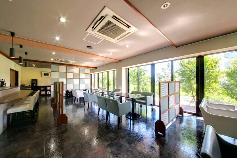 プレミアムハートライフ小鹿公園前 Coffee&Tea Room 花水木