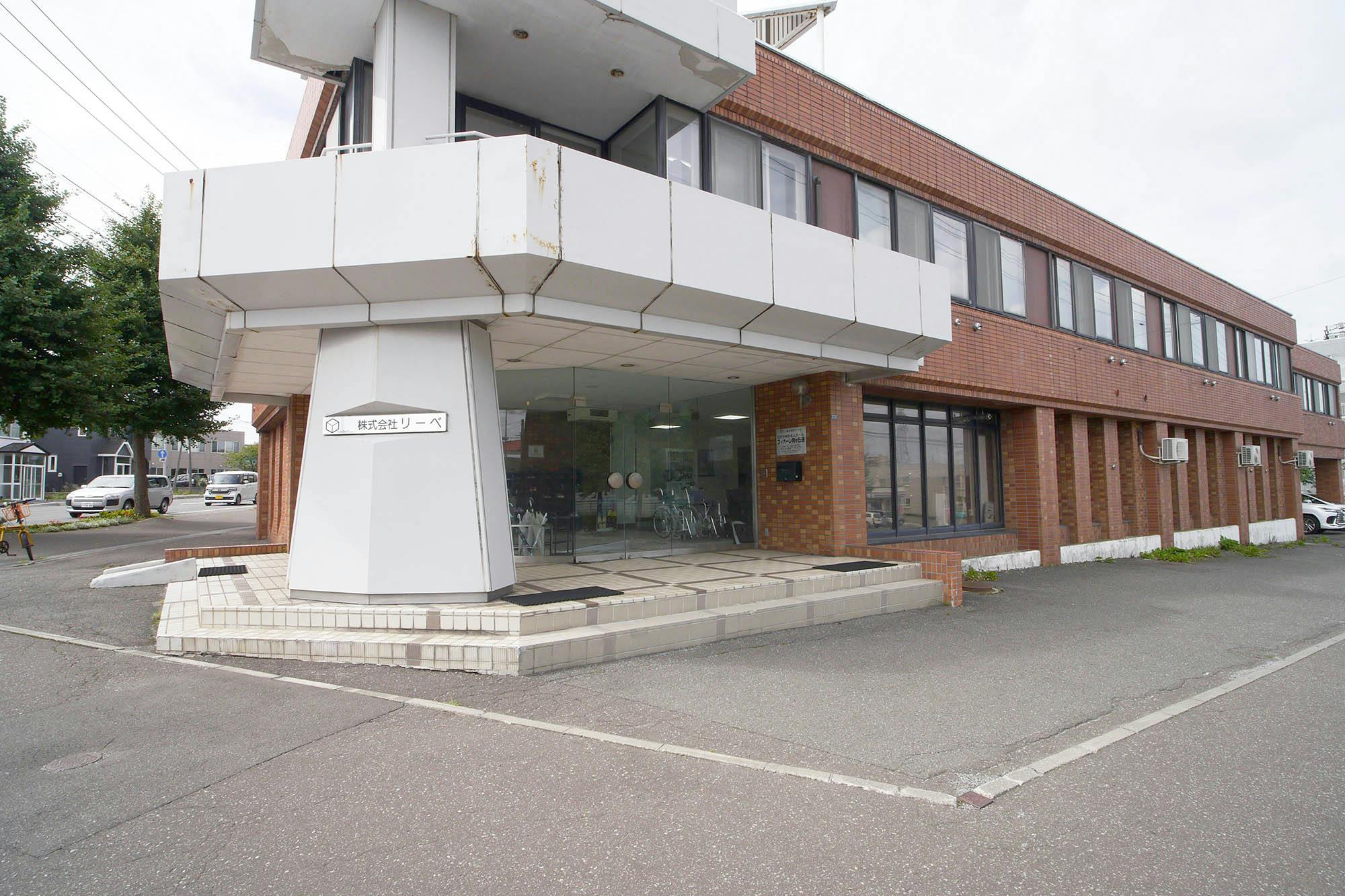 グループホームらいふ敬愛 玄関