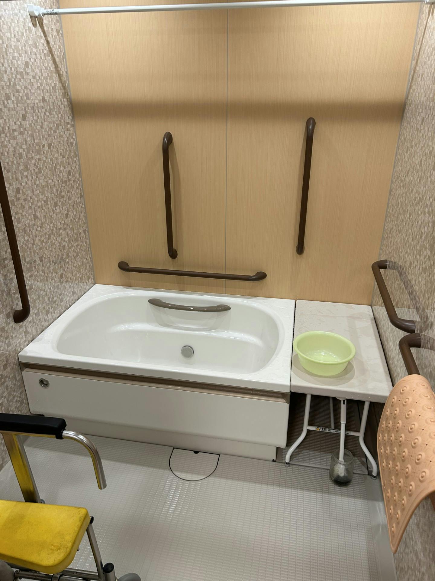 ニチイケアセンター西大手町 浴室