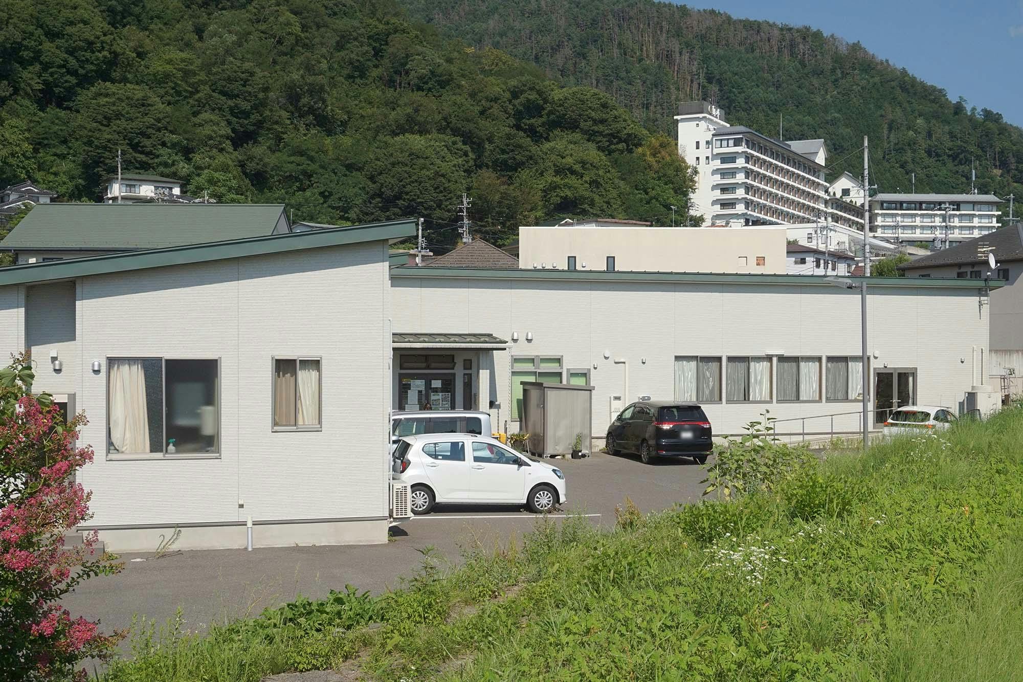 エージレス湯の原 外観