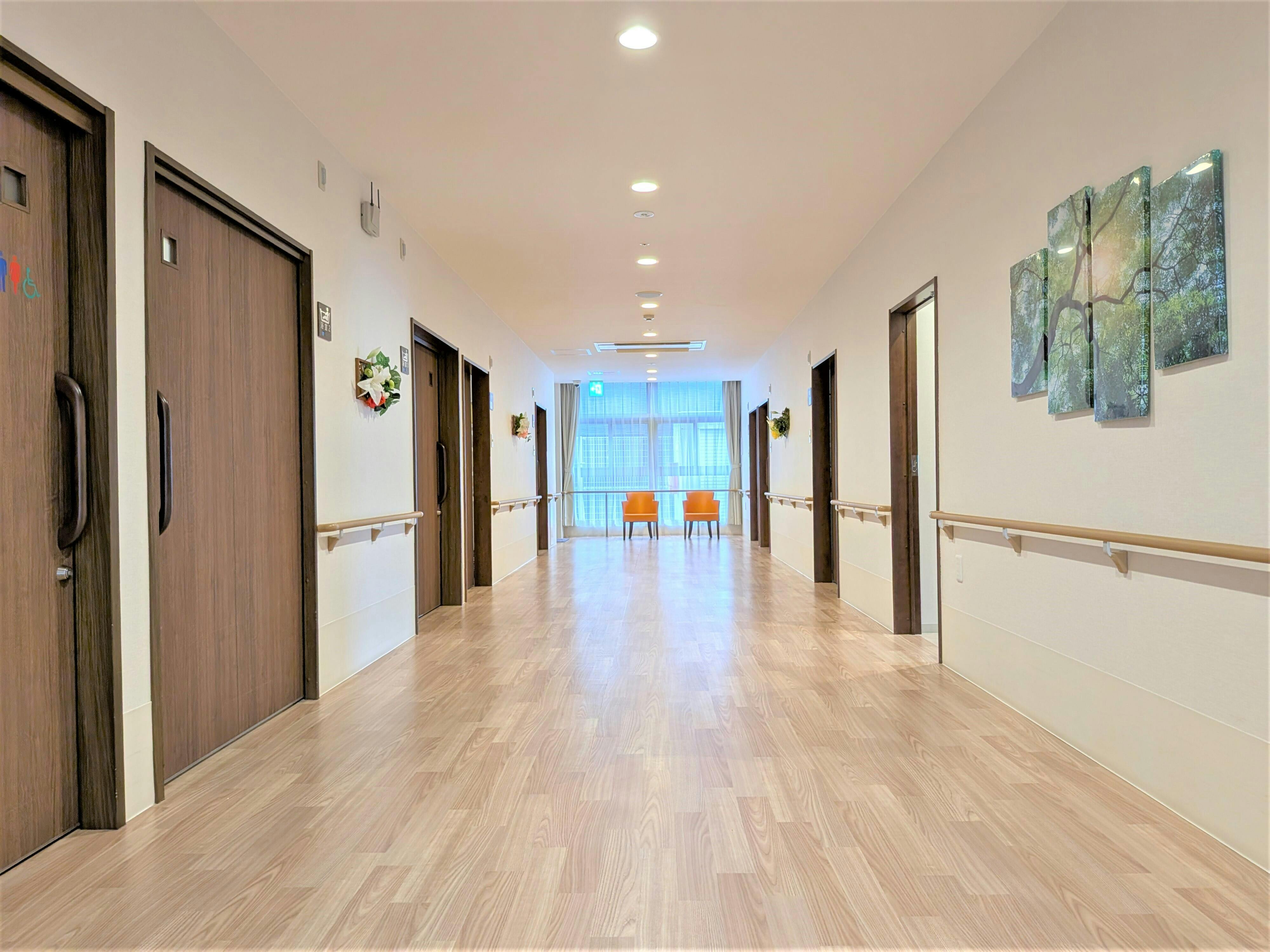 ライフパートナー伴東 廊下