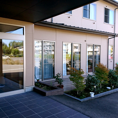 住宅型有料老人ホームうらら川原 外観①