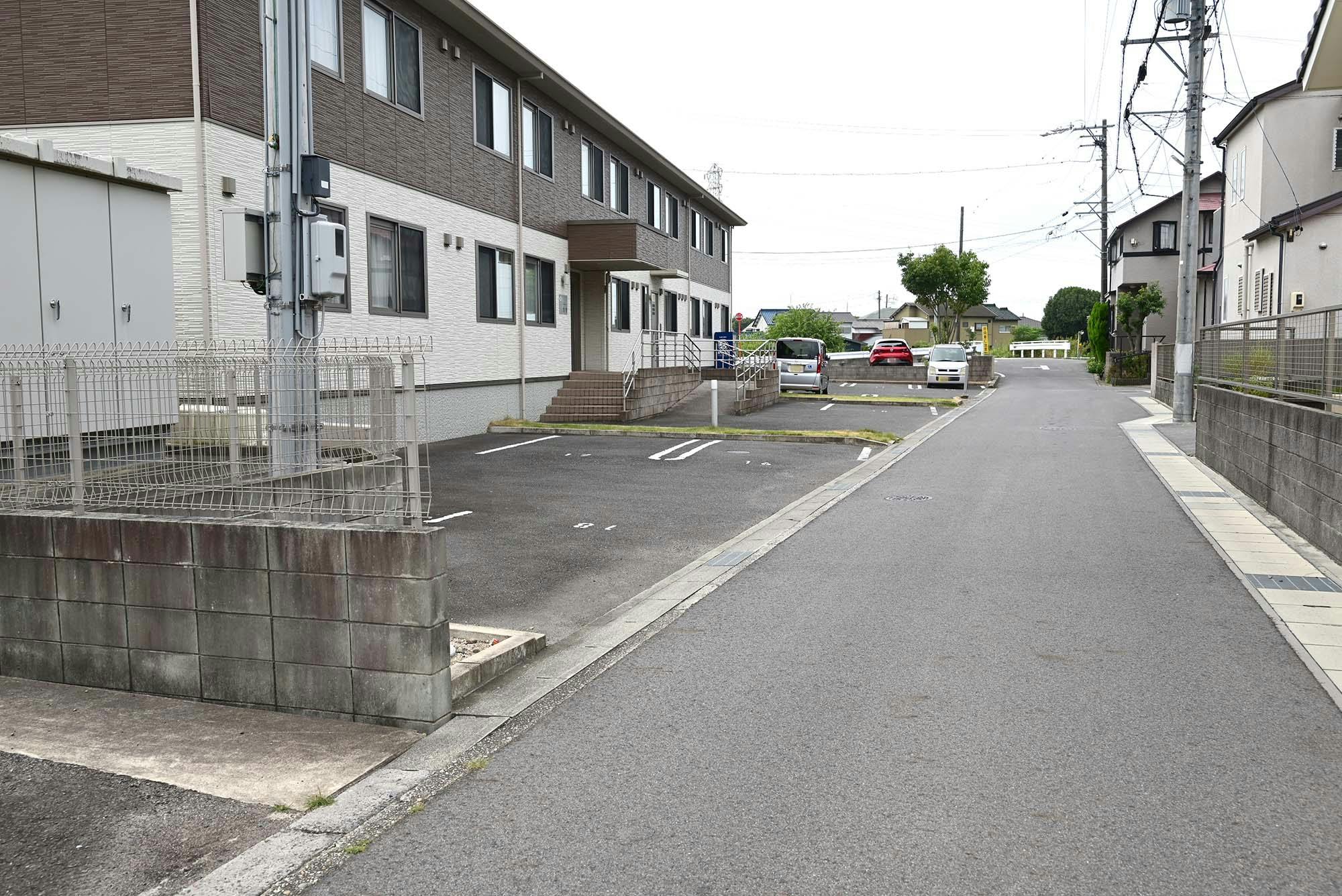 悠愛 駐車場
