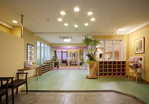 介護付有料老人ホーム わらべの里 エントランスホール