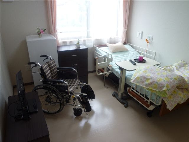 ケア・ブリッジ八尾老原 居室