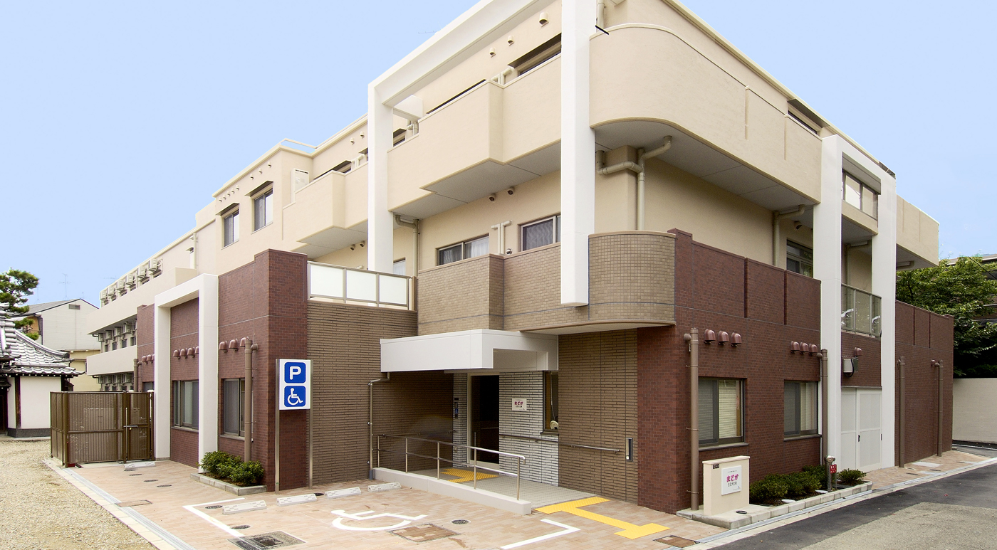 メディカルホームまどか住吉大社東 外観