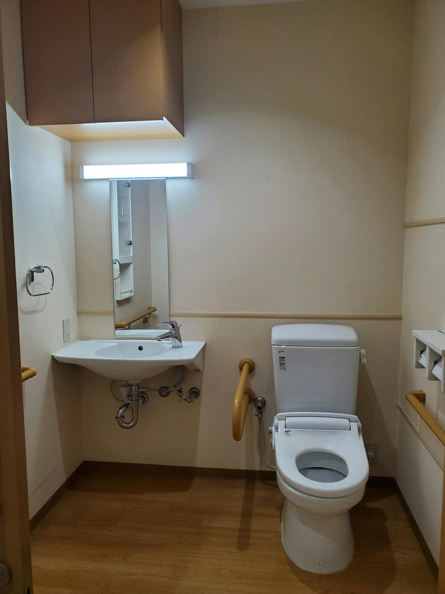 二チイケアセンター小名浜 居室トイレ