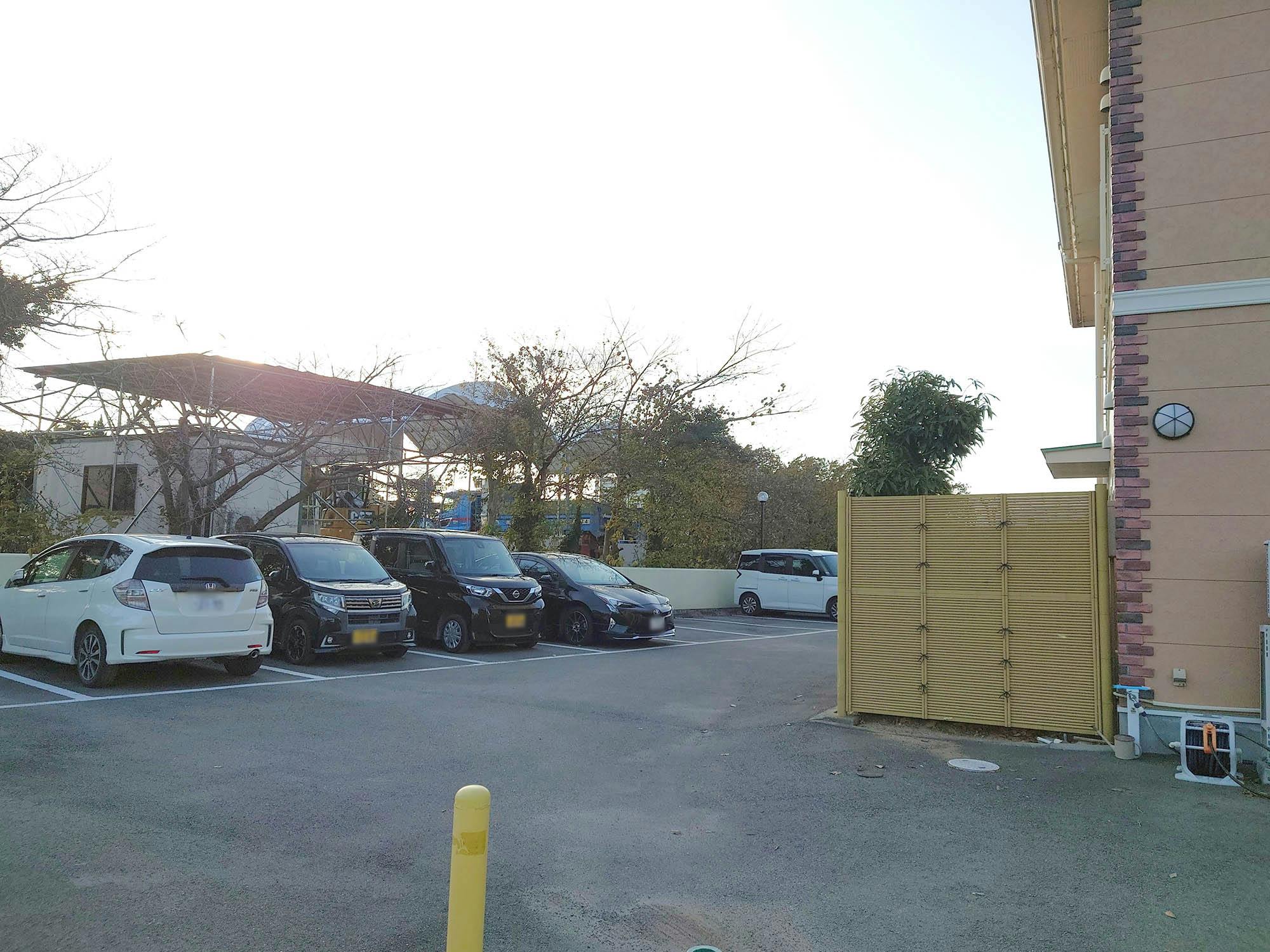 グループホームめぐみ苑 駐車場