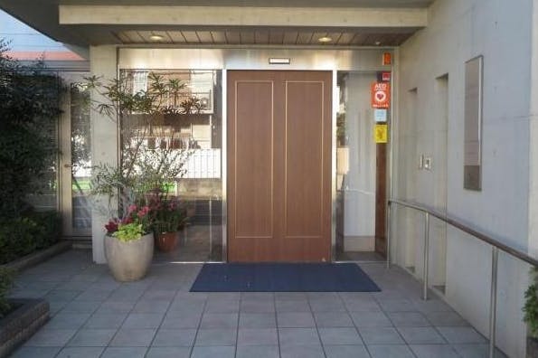 アリア等々力 1F エントランス