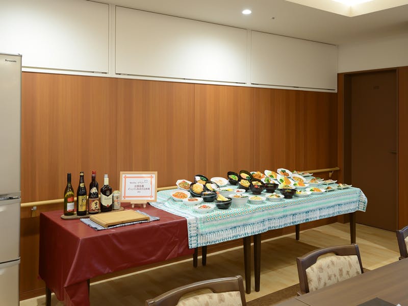 介護付有料老人ホーム プレザングラン 大田多摩川 ビュッフェ