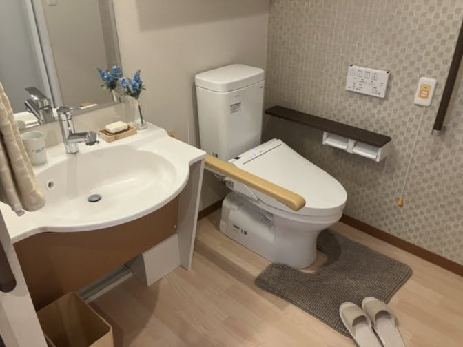 SOMPOケアラヴィーレレジデンス徳川園 トイレ、洗面台