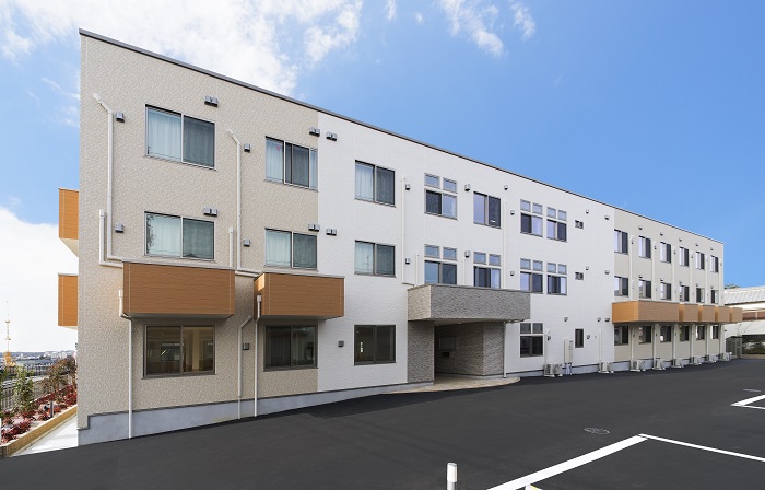 フィオレ・シニアレジデンス茨木 外観