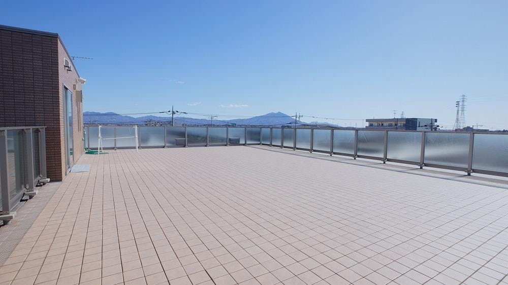 えみあす二木成 屋上