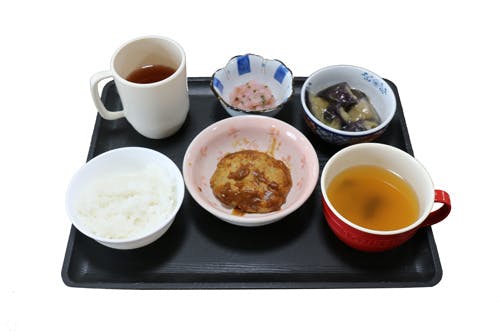 ナーシングホームアイプラス朝宮 夕食（洋食）