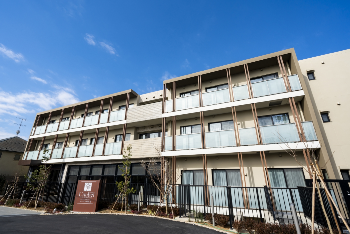 ローベル西荻窪 外観