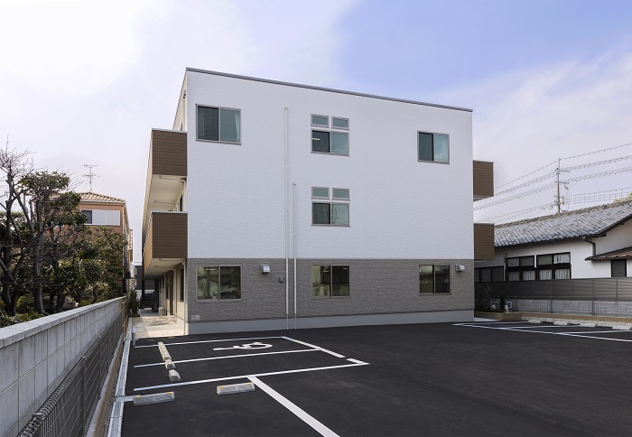 ひなたぼっこ伊丹森本 外観