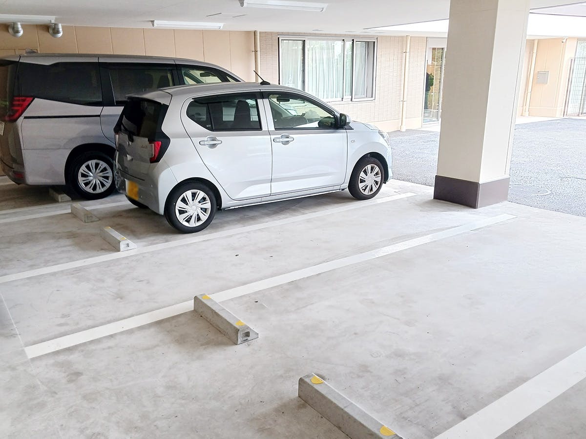 プレザンメゾン篠崎 駐車場