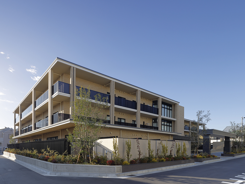 チャームスイート仁川弐番館 外観